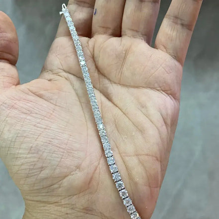 Affordable Luxury Jewelry Each 0.15-carat Round Lab-Grown Diamond Tennis Bracelet 18K Gold