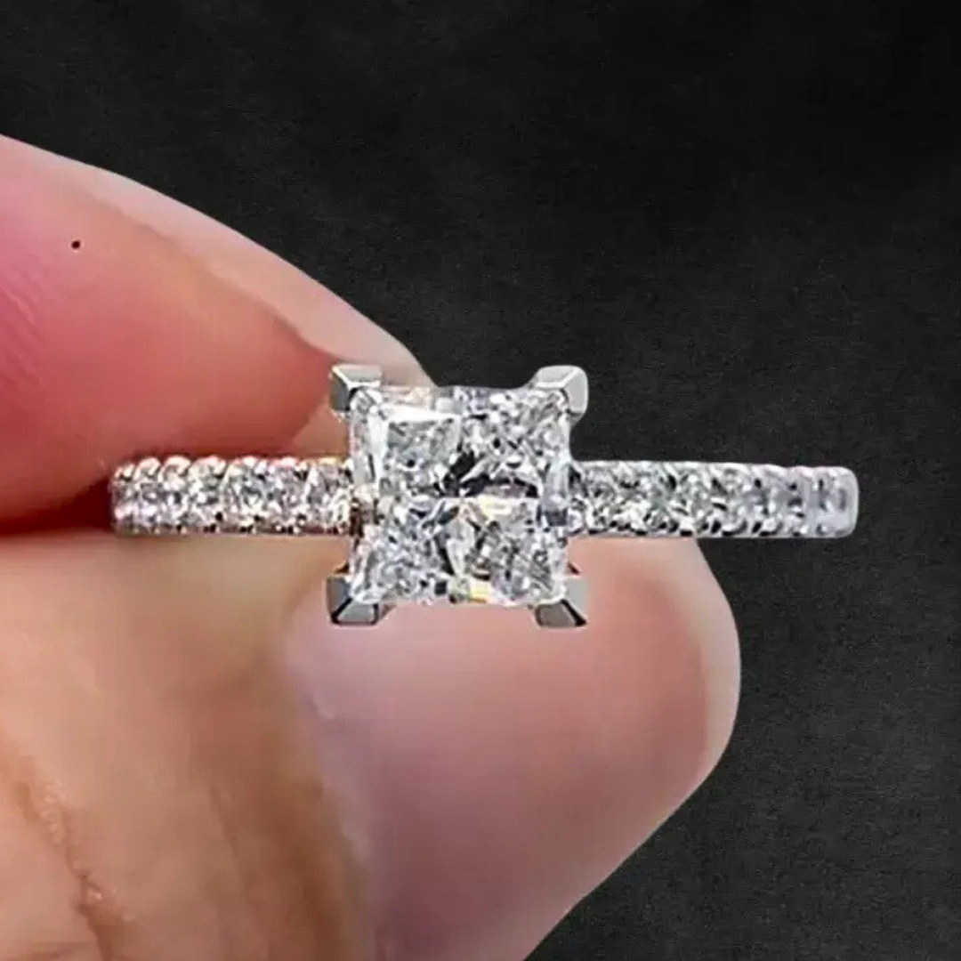 Affordable Luxury Jewelry 0.7 CT Princess Cut Pave Lab Grown Diamond Engagement Rings