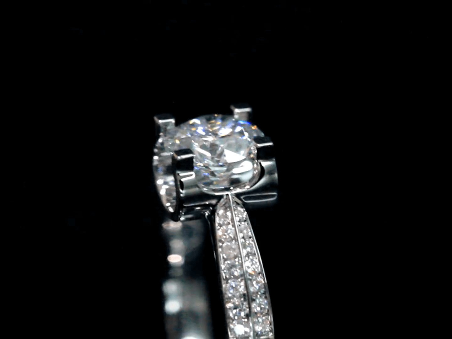 Affordable Luxury Jewelry Lab-Grown Diamond Ring with Double-Row Pavé Band