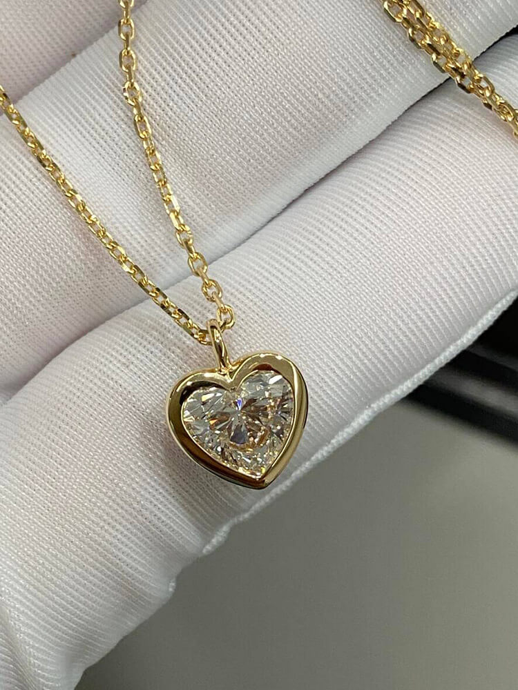 Affordable Luxury Jewelry 1.5 Carat Heart Shape Lab Diamond Solitaire Women Necklace 18K Gold Bezel Set