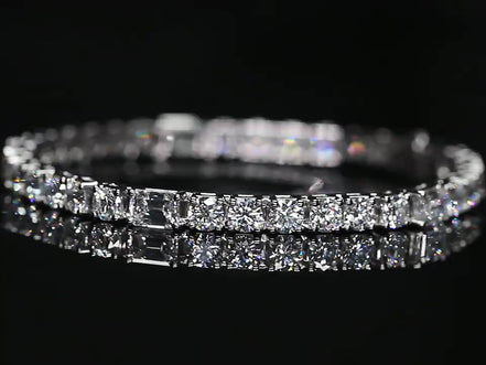 Affordable Luxury Jewelry Each 0.2-carat 0.5-carat Emerald & Round Cut Lab Diamond Tennis Bracelet 18K Gold