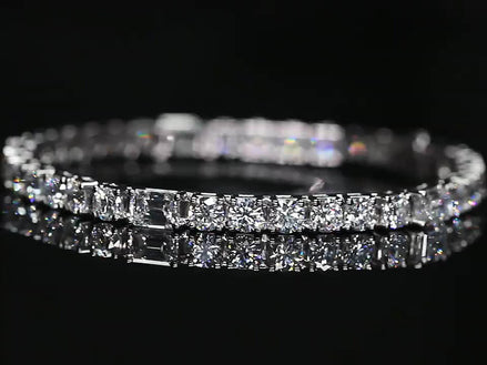 Affordable Luxury Jewelry Each 0.2-carat 0.5-carat Emerald & Round Cut Lab Diamond Tennis Bracelet 18K Gold