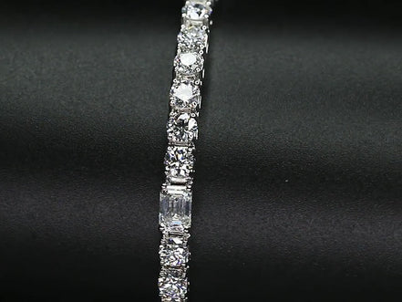 Affordable Luxury Jewelry Each 0.2-carat 0.5-carat Emerald & Round Cut Lab Diamond Tennis Bracelet 18K Gold