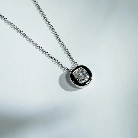 Affordable Luxury Jewelry 1 CT Princess Cut Lab Diamond Bezel Necklace