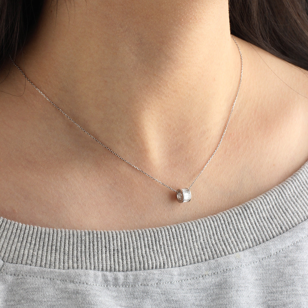 Affordable Luxury Jewelry 1 CT Lab Diamond Cylinder Tube Pendant Necklace 18K Gold