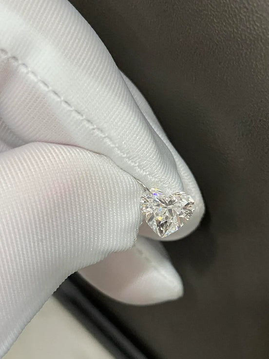 Affordable Luxury Jewelry 1 Carat Heart Shape Drilled Lab Grown Diamond Pendant