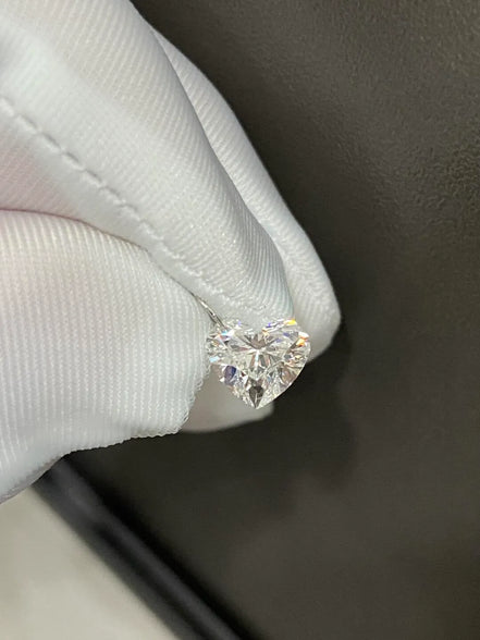 Affordable Luxury Jewelry  1 Carat Heart Shape Drilled Lab Grown Diamond Pendant