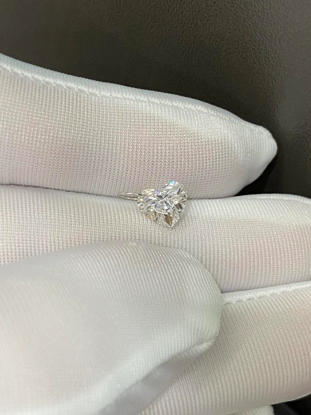 Affordable Luxury Jewelry  1 Carat Heart Shape Drilled Lab Grown Diamond Pendant