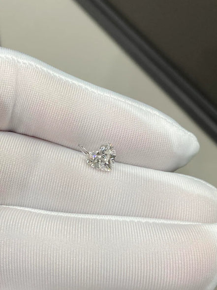 Affordable Luxury Jewelry  1 Carat Heart Shape Drilled Lab Grown Diamond Pendant