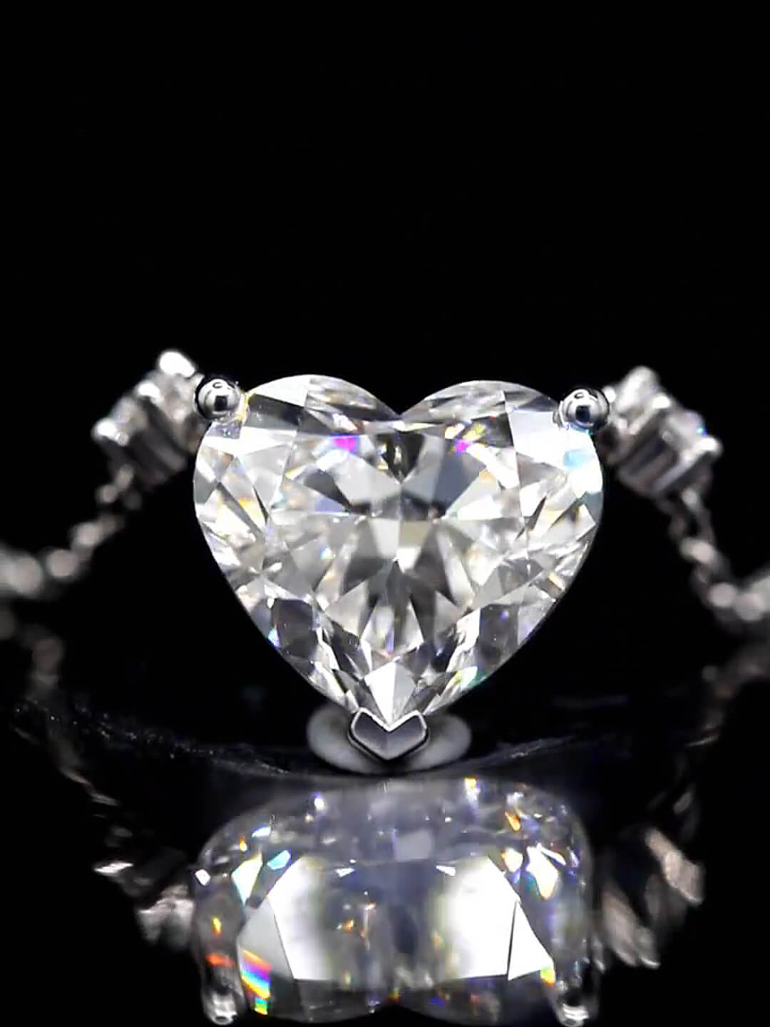Affordable Luxury Jewelry 6 Carat Heart-Shaped Lab-Grown Diamond Necklace