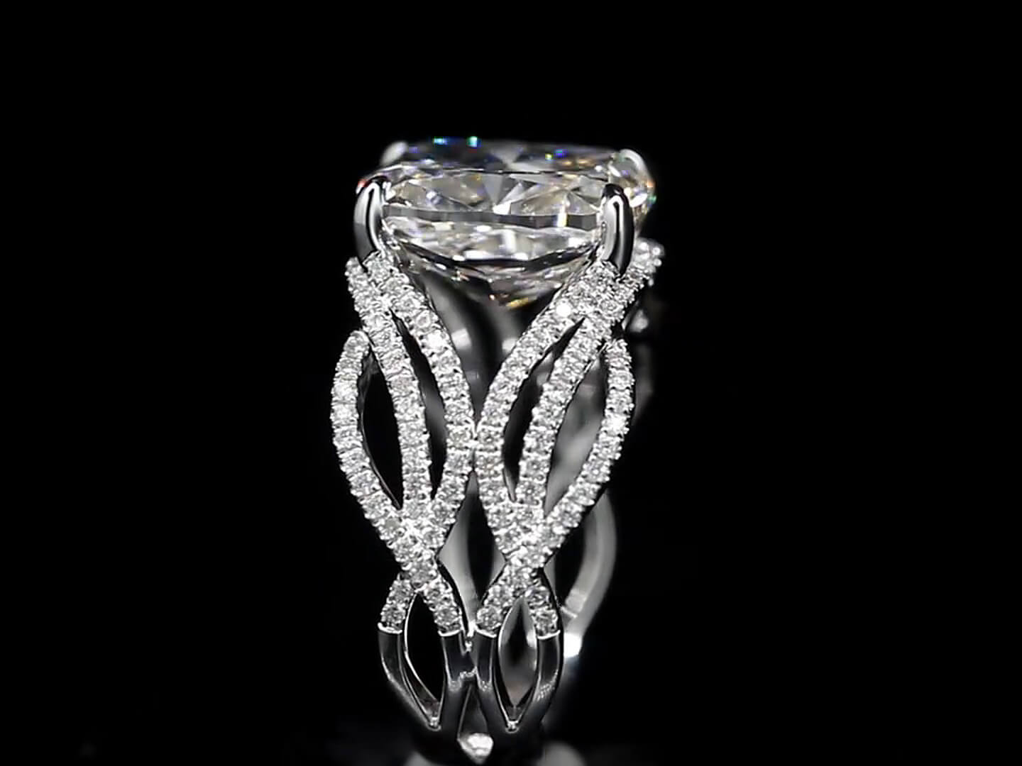Affordable Luxury Jewelry 7-Carat Cushion Cut Lab-Grown Diamond Ring Nature Inspired