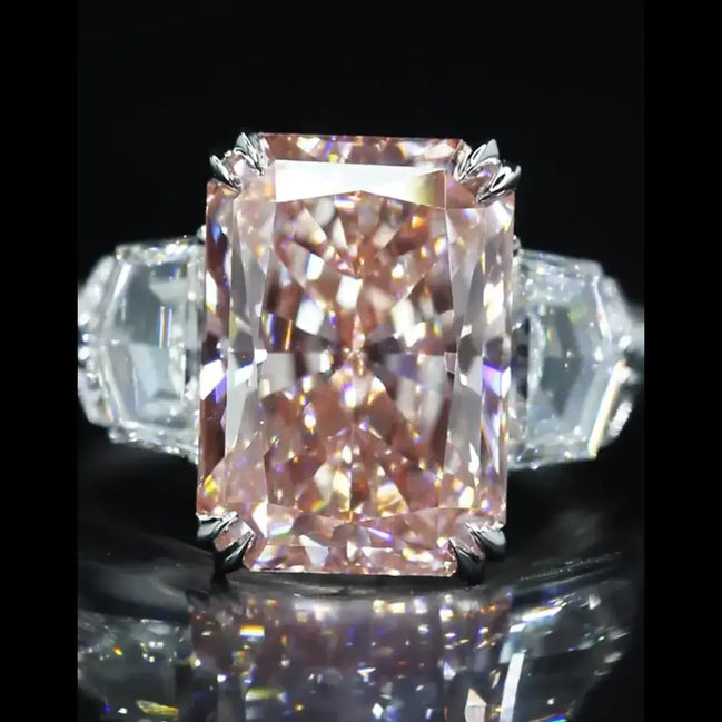 Affordable Luxury Jewelry 7 Carat Fancy Vivid Pink Radiant Lab Grown Diamond Ring 18K Gold