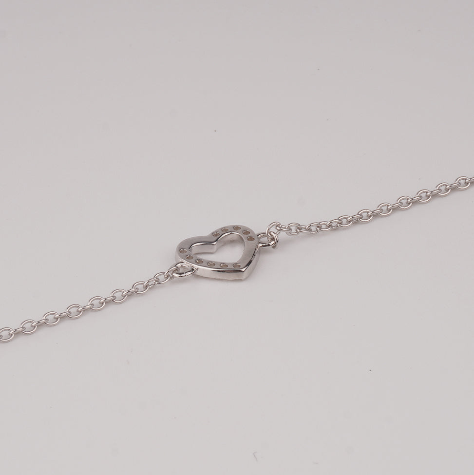 Minimal Heart Circle Silver Bracelet