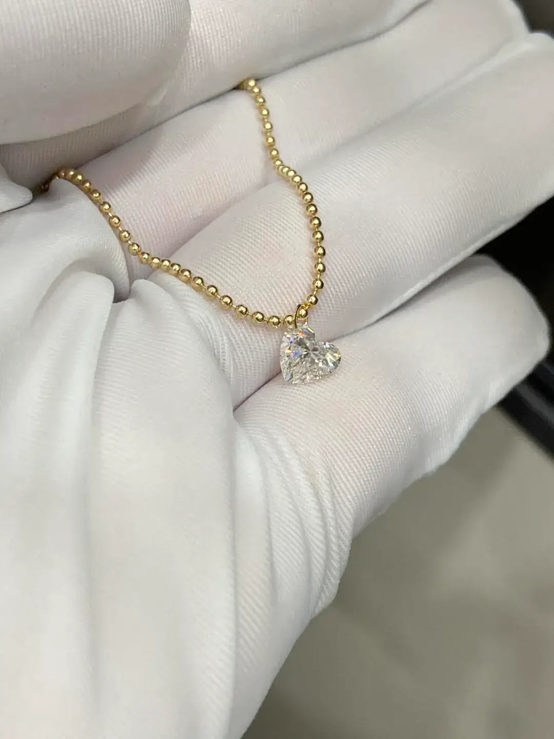 Affordable Luxury Jewelry Drilled 1 Carat Heart Cut Lab Grown Diamond Pendant Solitaire Ball Necklace