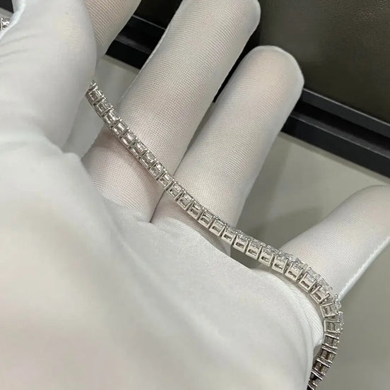 Affordable Luxury Jewelry Each 0.3-carat Emerald-Cut Lab-Grown Diamond Tennis Bracelet in Platinum 950