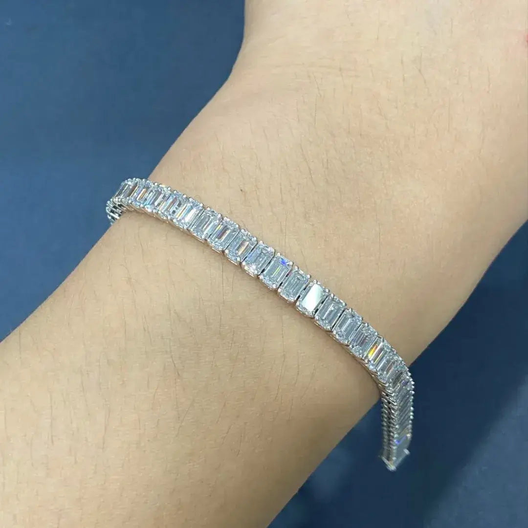Affordable Luxury Jewelry Each 0.3-carat Emerald-Cut Lab-Grown Diamond Tennis Bracelet in Platinum 950
