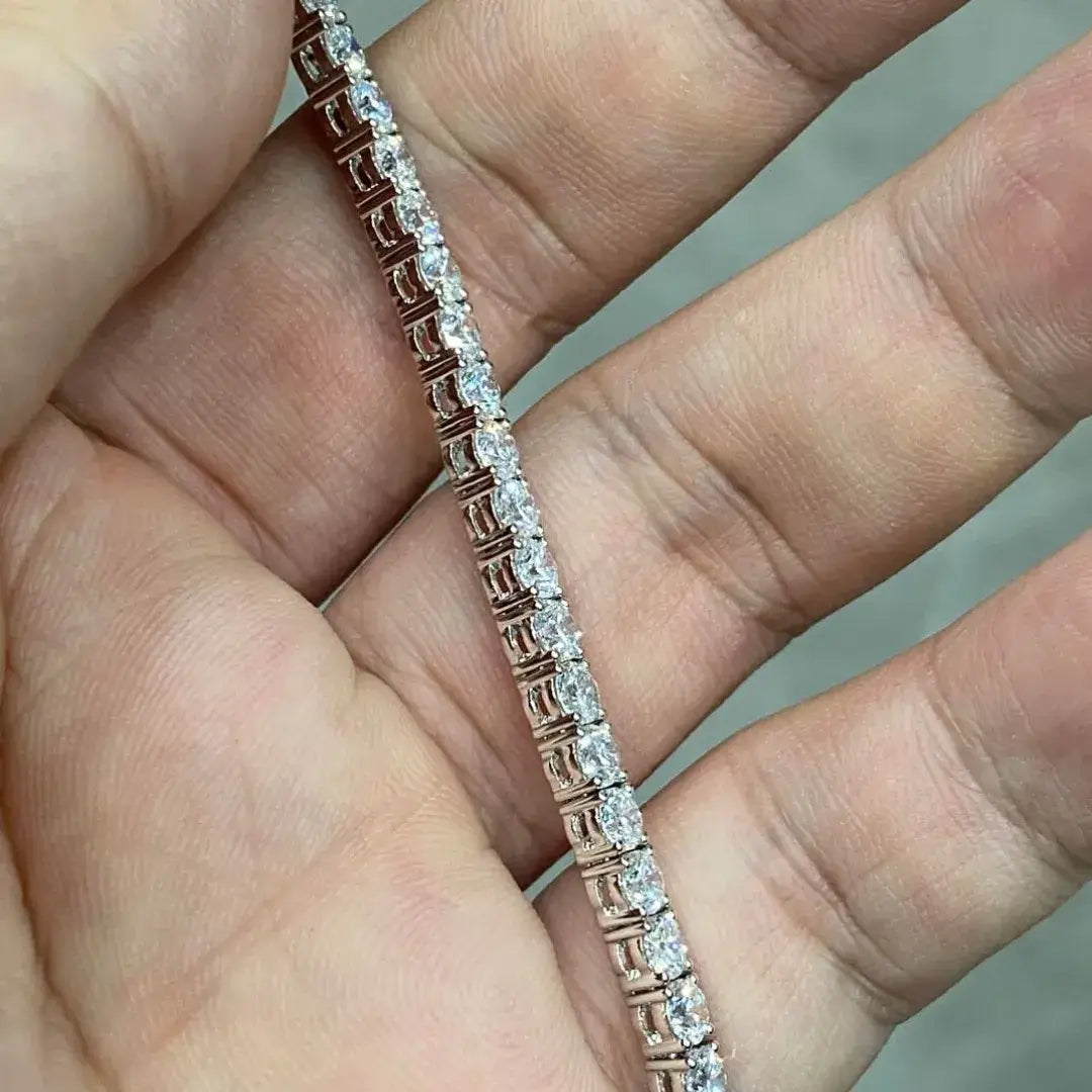 Affordable Luxury Jewelry Each 0.20-carat Round Lab-Grown Diamond Tennis Bracelet