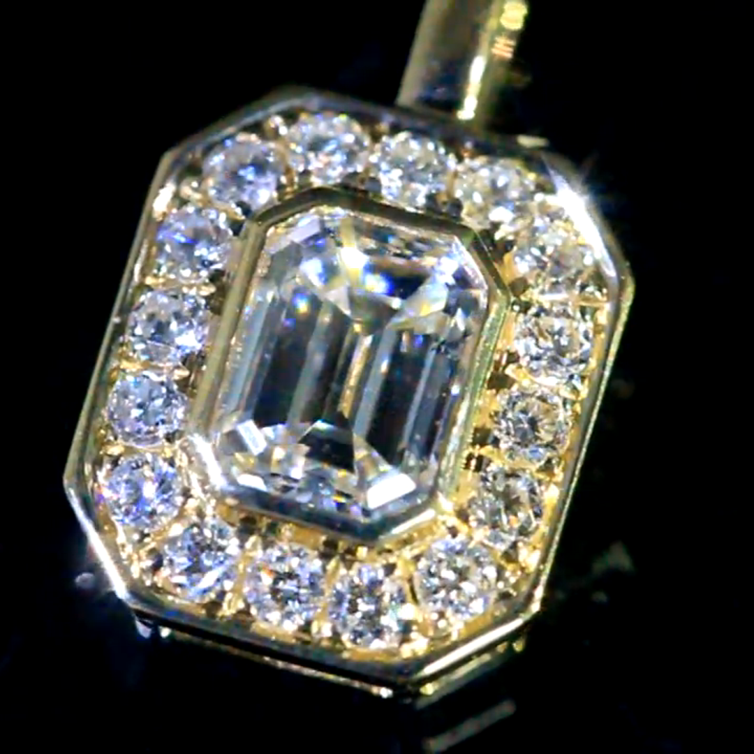 Affordable Luxury Jewelry Emerald-Cut Lab Grown Diamond Pendant