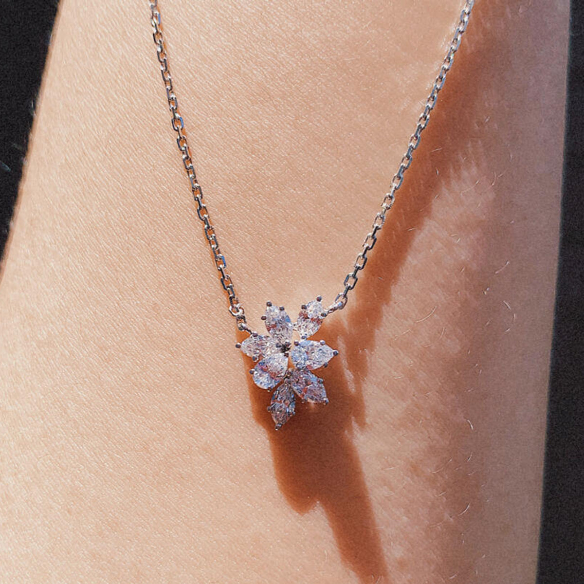 Affordable Luxury Jewelry Marquise and Pear Lab Grown Diamond Necklace