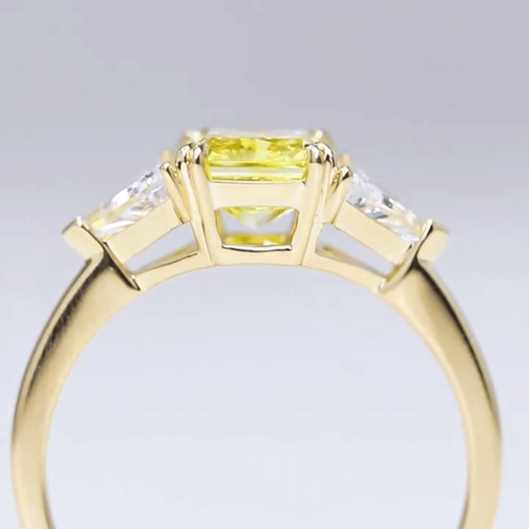 Affordable Luxury Jewelry 1.7 Carat Princess Cut Yellow Lab Diamond Three-Stone Ring 18K Gold