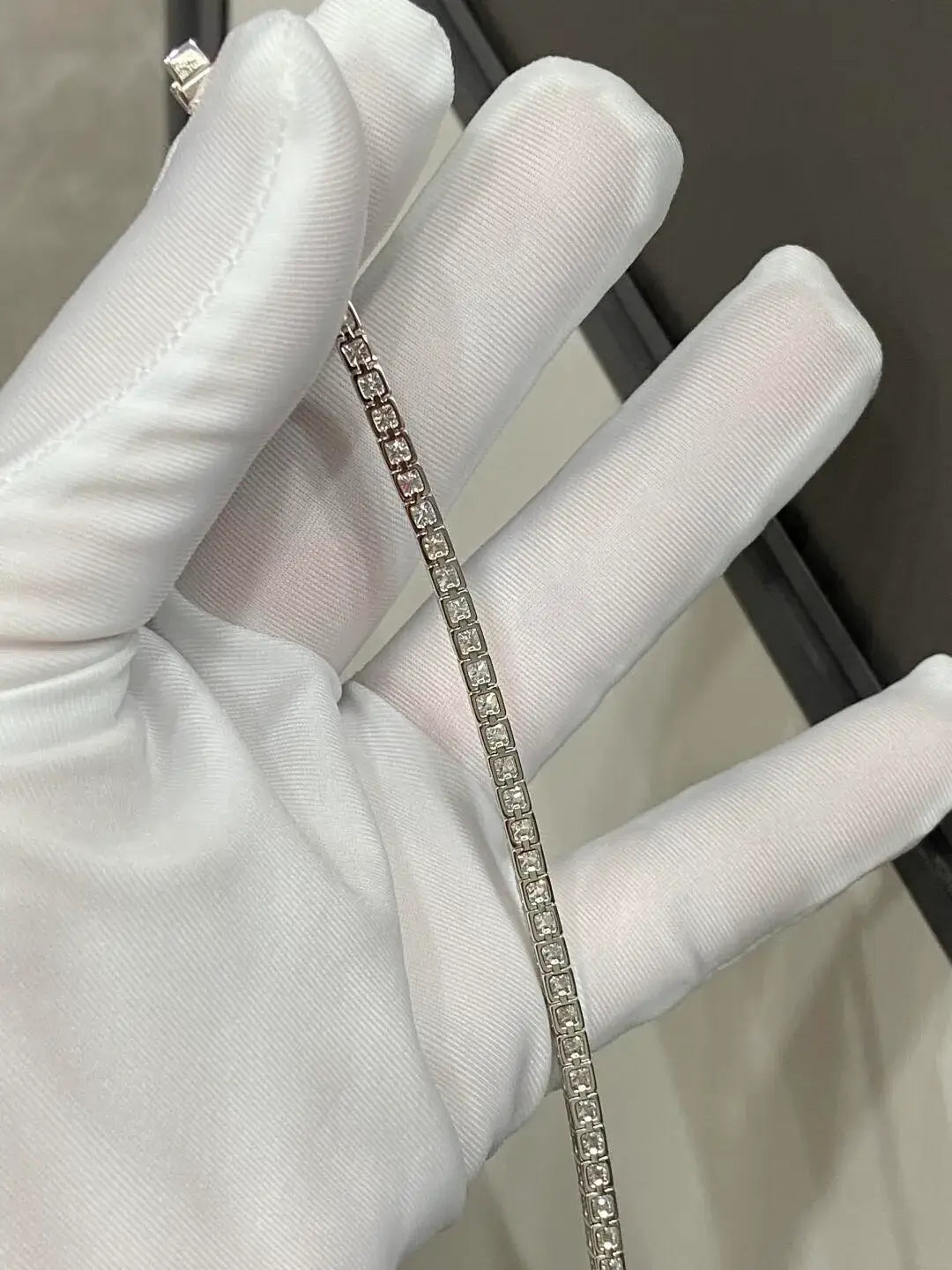 Affordable Luxury Jewelry Round Lab Grown Diamond Tennis Bracelet