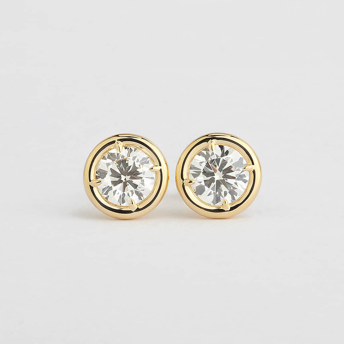 Affordable Luxury Jewelry Bezel Round Lab-Grown Diamond Earring Studs (2.01 Ct. Tw.)