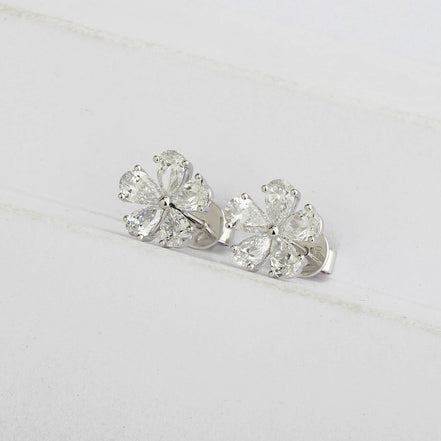 Affordable Luxury Jewelry Blossom Lab-Grown Diamond Studs Earrings (1.50 Ct. Tw.)
