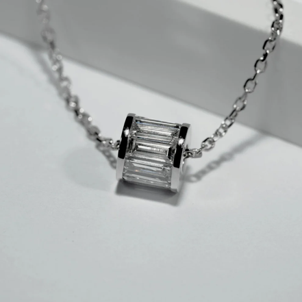 Affordable Luxury Jewelry 1 CT Lab Diamond Cylinder Tube Pendant Necklace