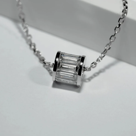 Affordable Luxury Jewelry 1 CT Lab Diamond Cylinder Tube Pendant Necklace