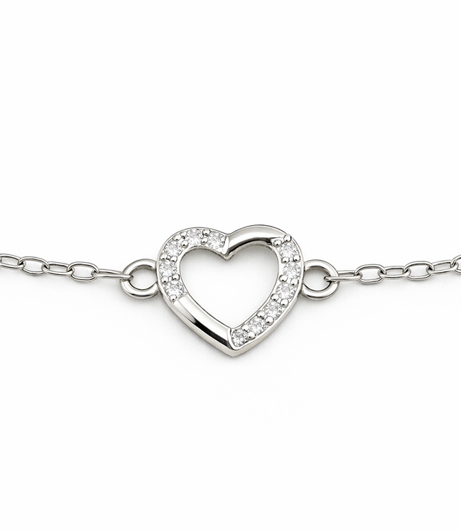 Minimal Heart Circle Silver Bracelet