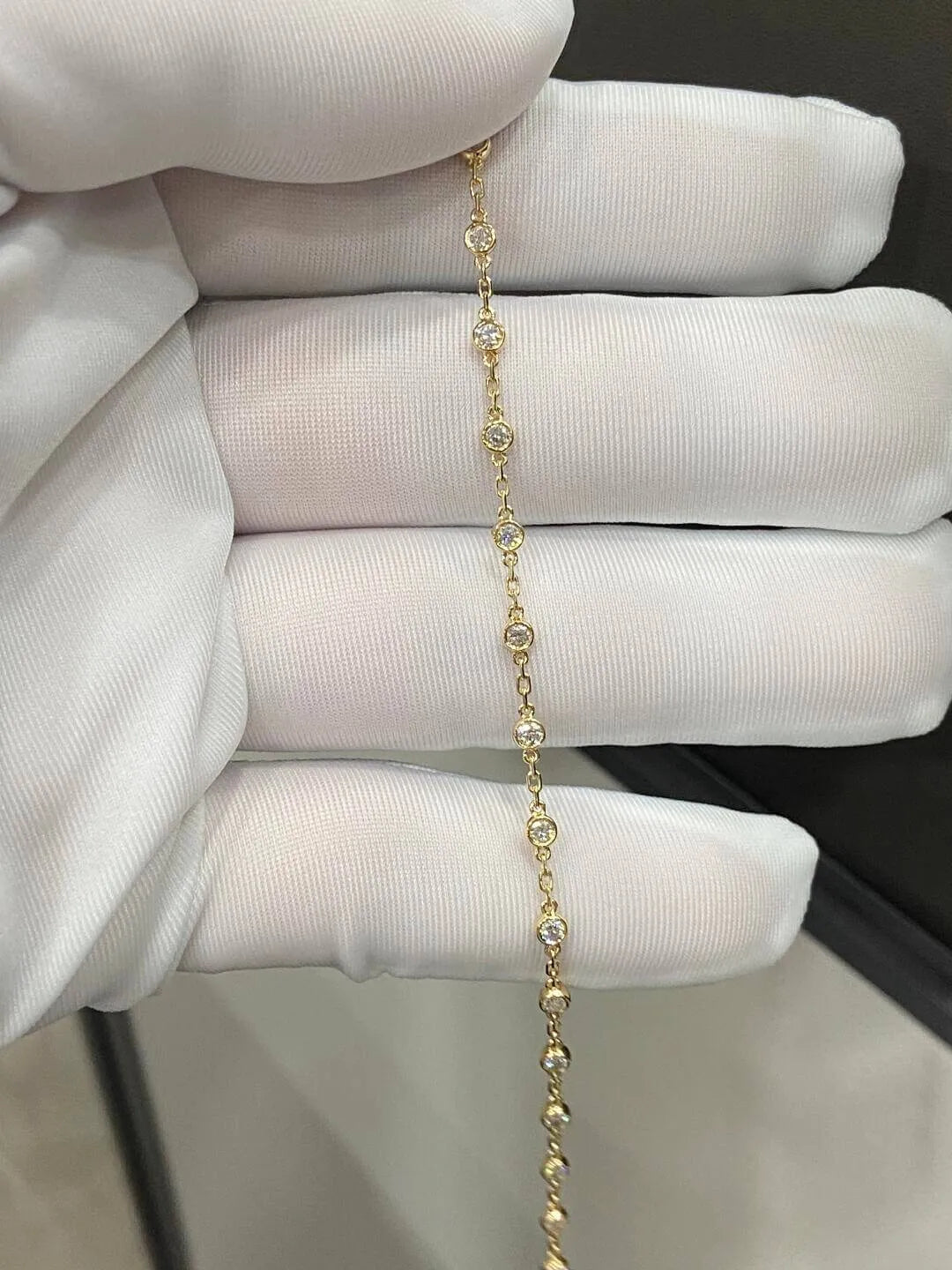 Affordable Luxury Jewelry Each 0.04ct Bezel Lab Grown Diamond Bracelet