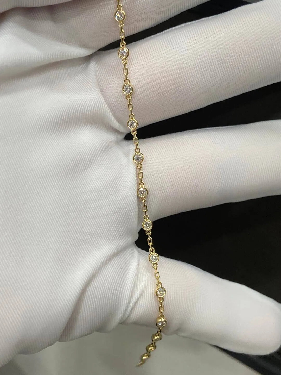 Affordable Luxury Jewelry Each 0.04ct Bezel Lab Grown Diamond Bracelet