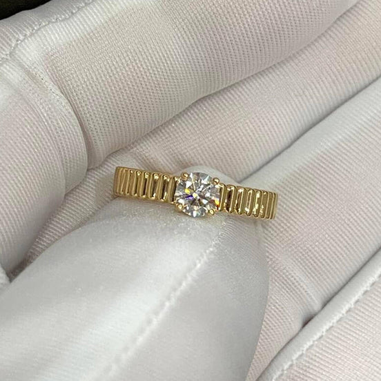 Vintage Engagement Ring Round Lab Diamond Solitaire Ring Prong Set Anniversary Unique Ring Hand Ribbed