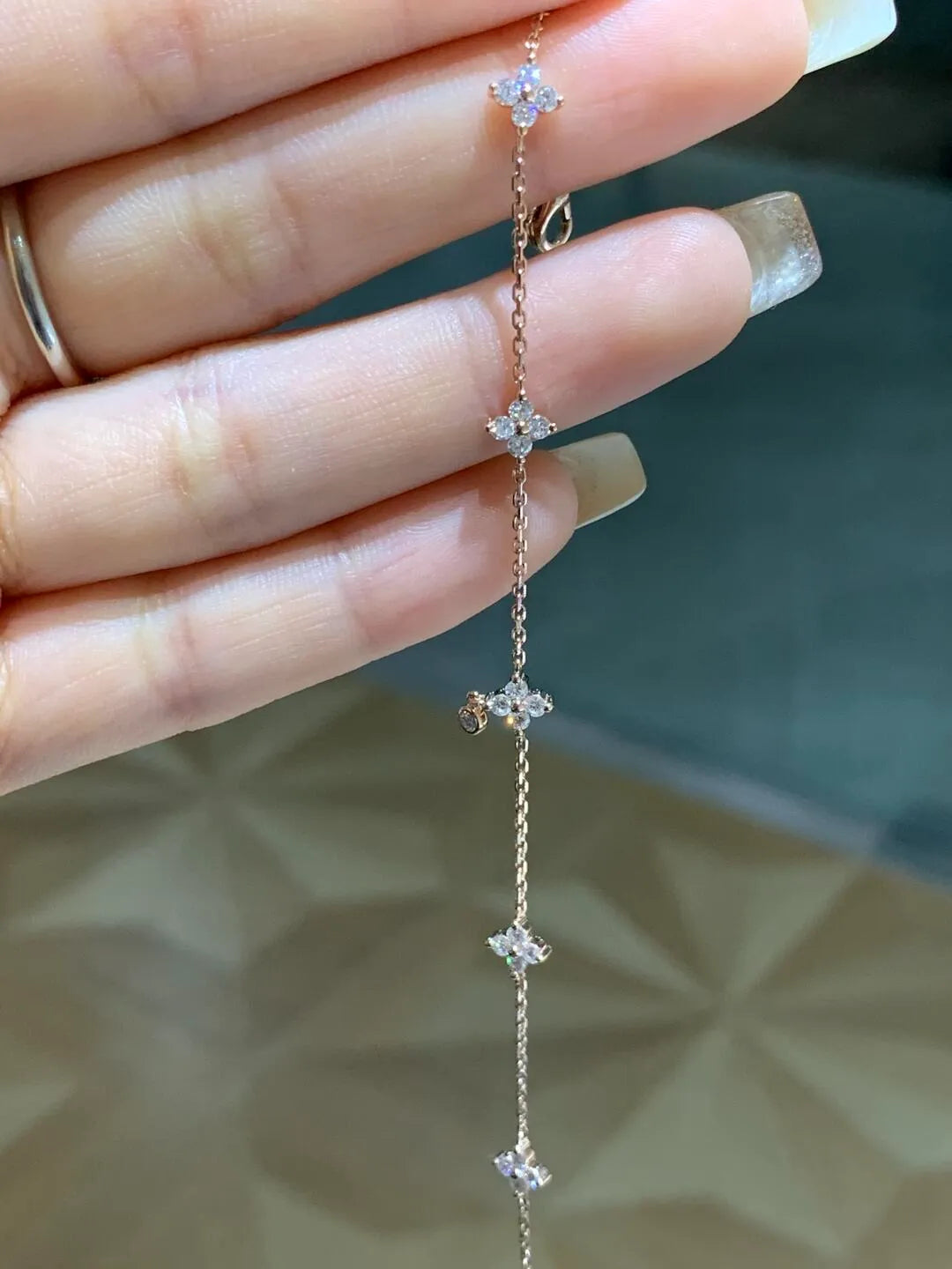 Affordable Luxury Jewelry 0.5CTW Lab-Grown Diamonds Floral Bracelet 18k Rose Gold