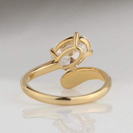 2 Carat Oval Lab Diamond Ring 18K Gold