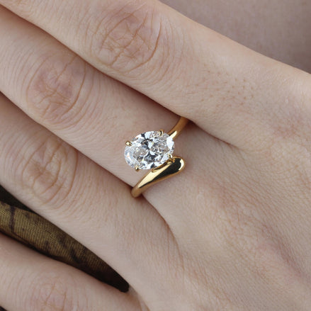 2 Carat Oval Lab Diamond Ring 18K Gold